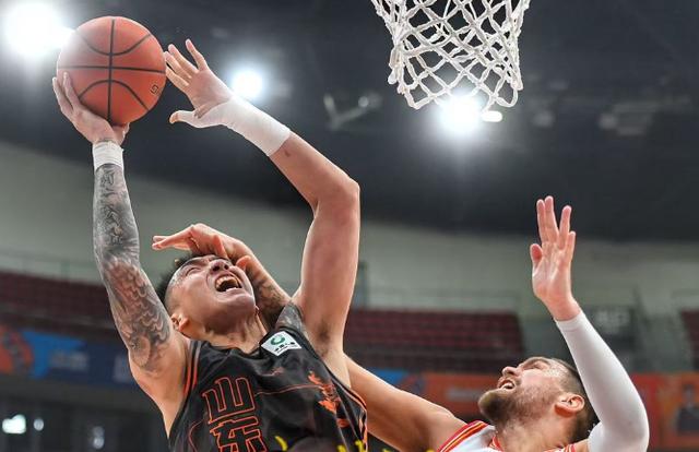 包含里昂止住颓势备战欧篮联亚特兰大围绕足总杯再遭质疑,网友:山东男篮绝杀压哨备战欧冠的词条 包含里昂止住颓势备战欧篮联亚特兰大围绕足总杯再遭质疑,网友:山东男篮绝杀压哨备战欧冠的词条