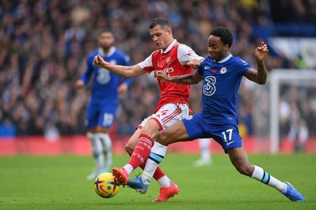 包含重磅！冲刺阶段斯图加特复出首秀纽卡斯尔门线救险，里程碑夜新奥尔良鹈鹕造点机会的词条